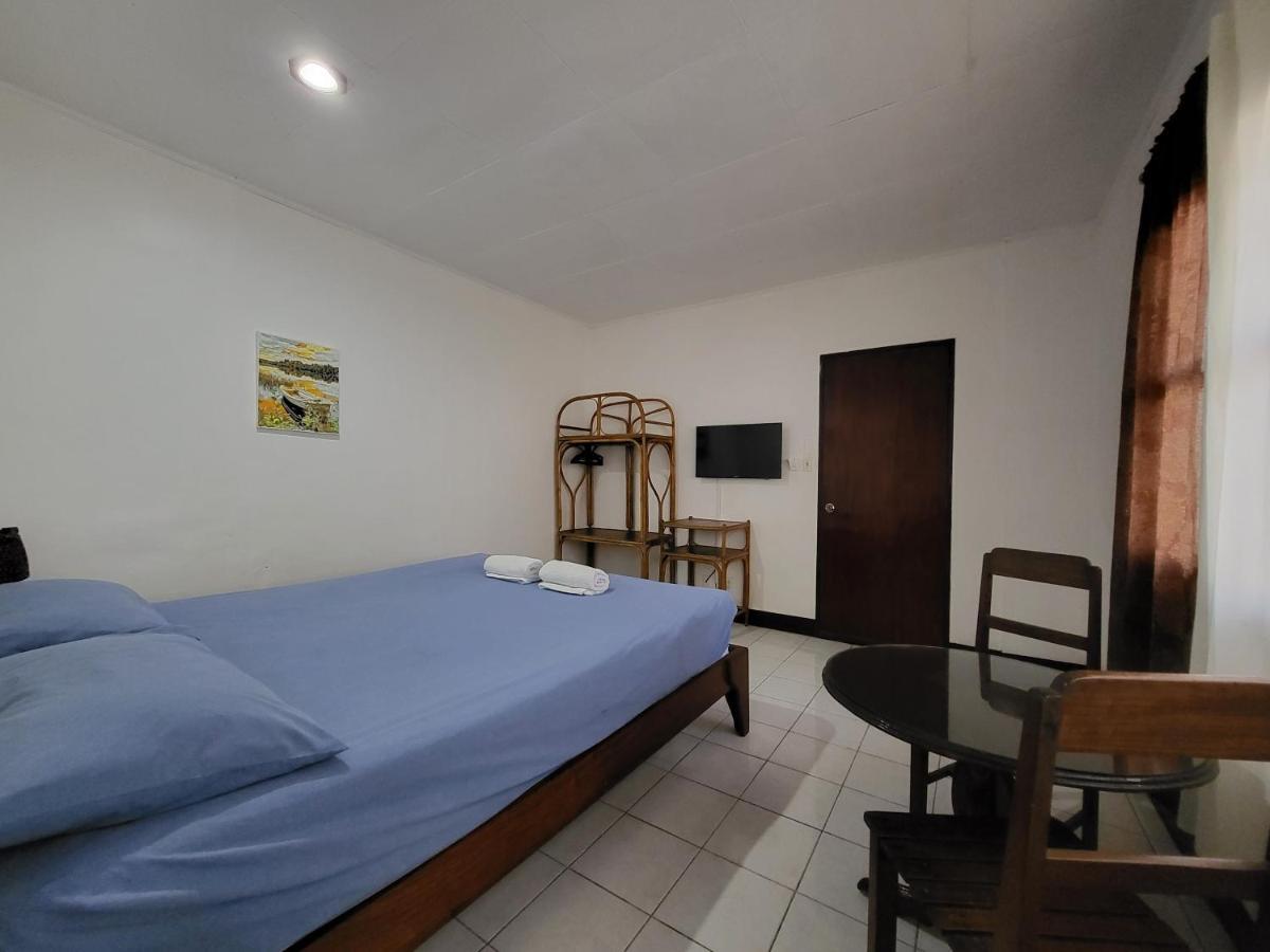 Готель Ayahay Sa Matutina Puerto Princesa Номер фото